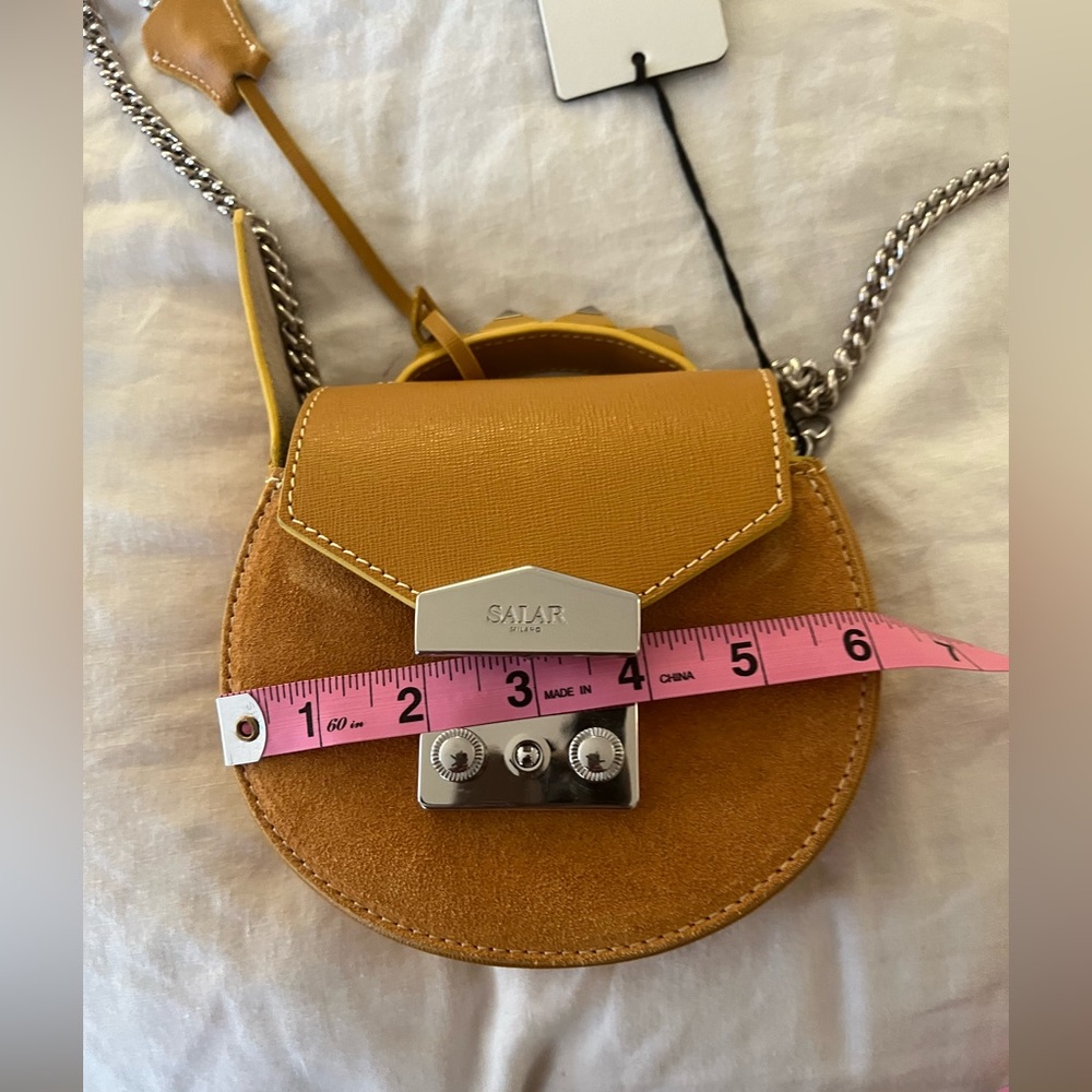 Unique design, stylish and classy go with everything for everything